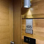 405